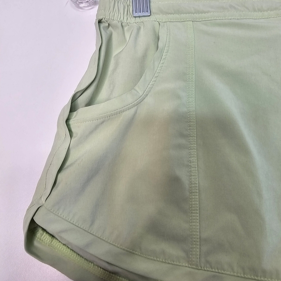 Athleta Womens Stellar Running Shorts lime Green Size Small - Picture 4 of 9